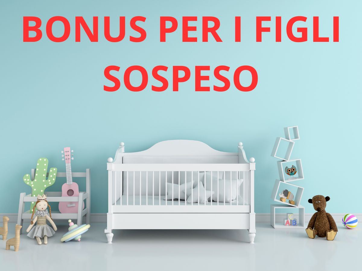 cameretta con mobili per bambini